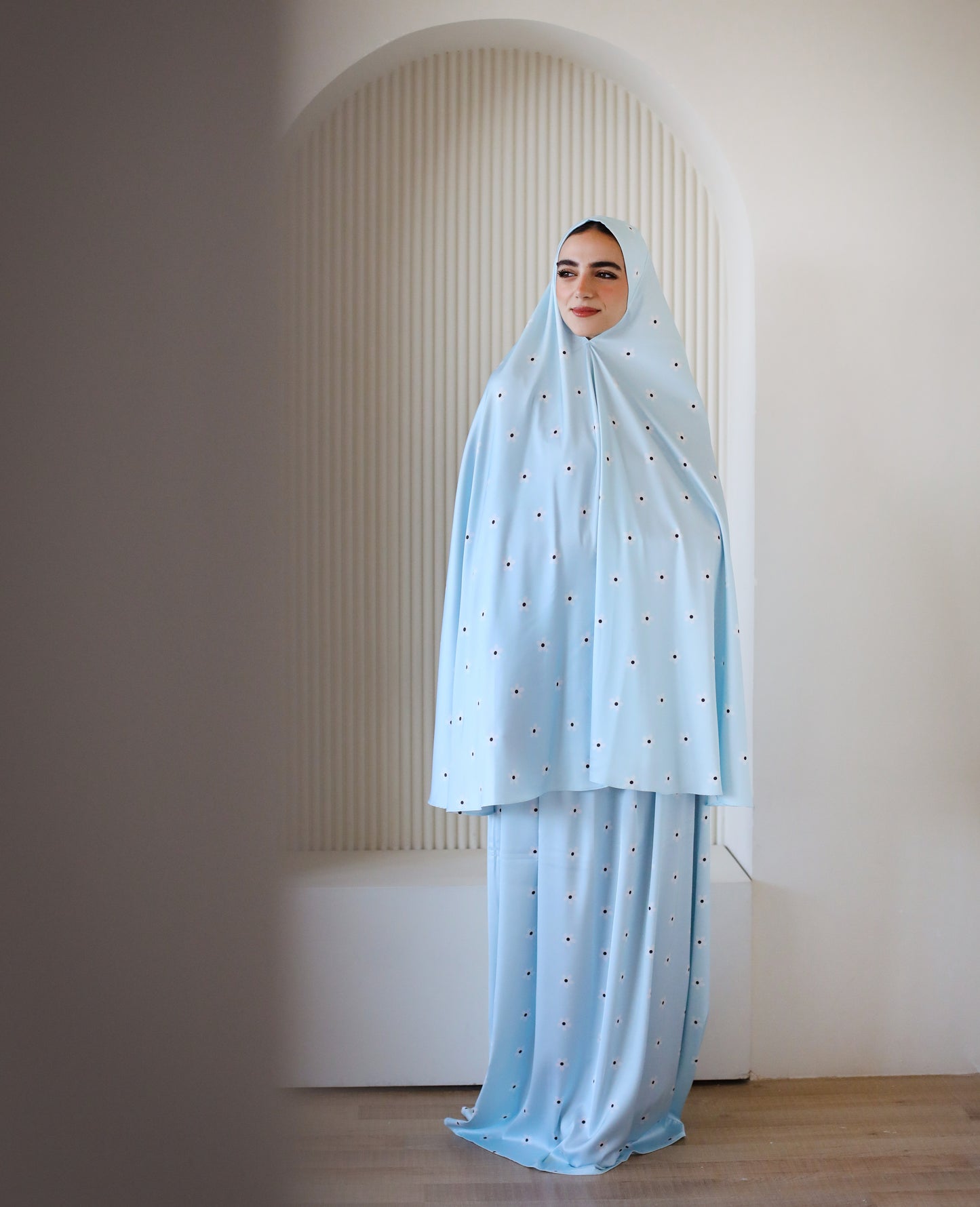 Daisy Blue Prayer Set