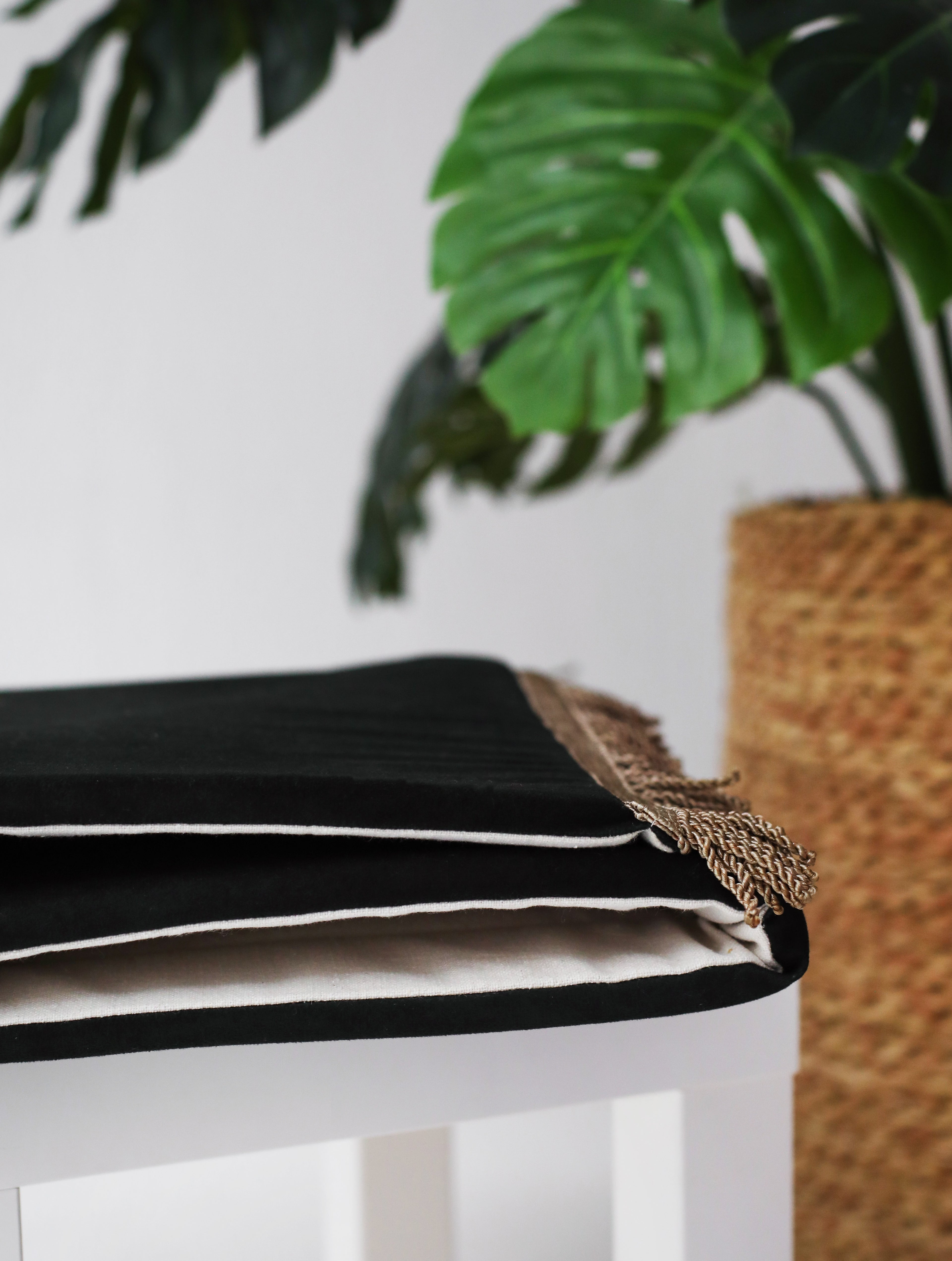 Makkah Moments in Black Padded Rug