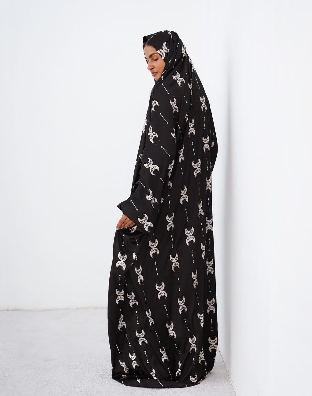 Moonflower Khimar
