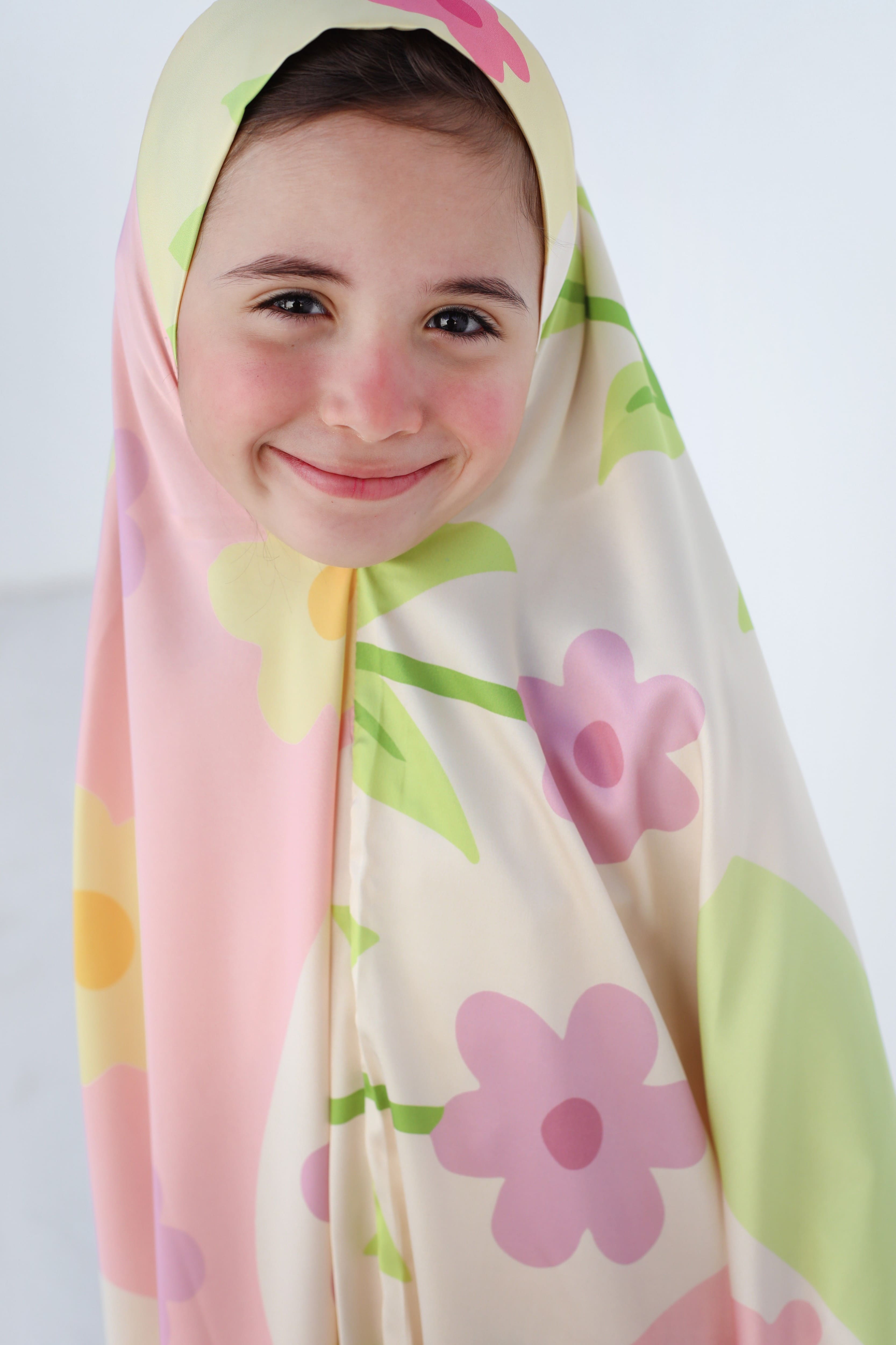 Sunshine Bloom Prayer Set