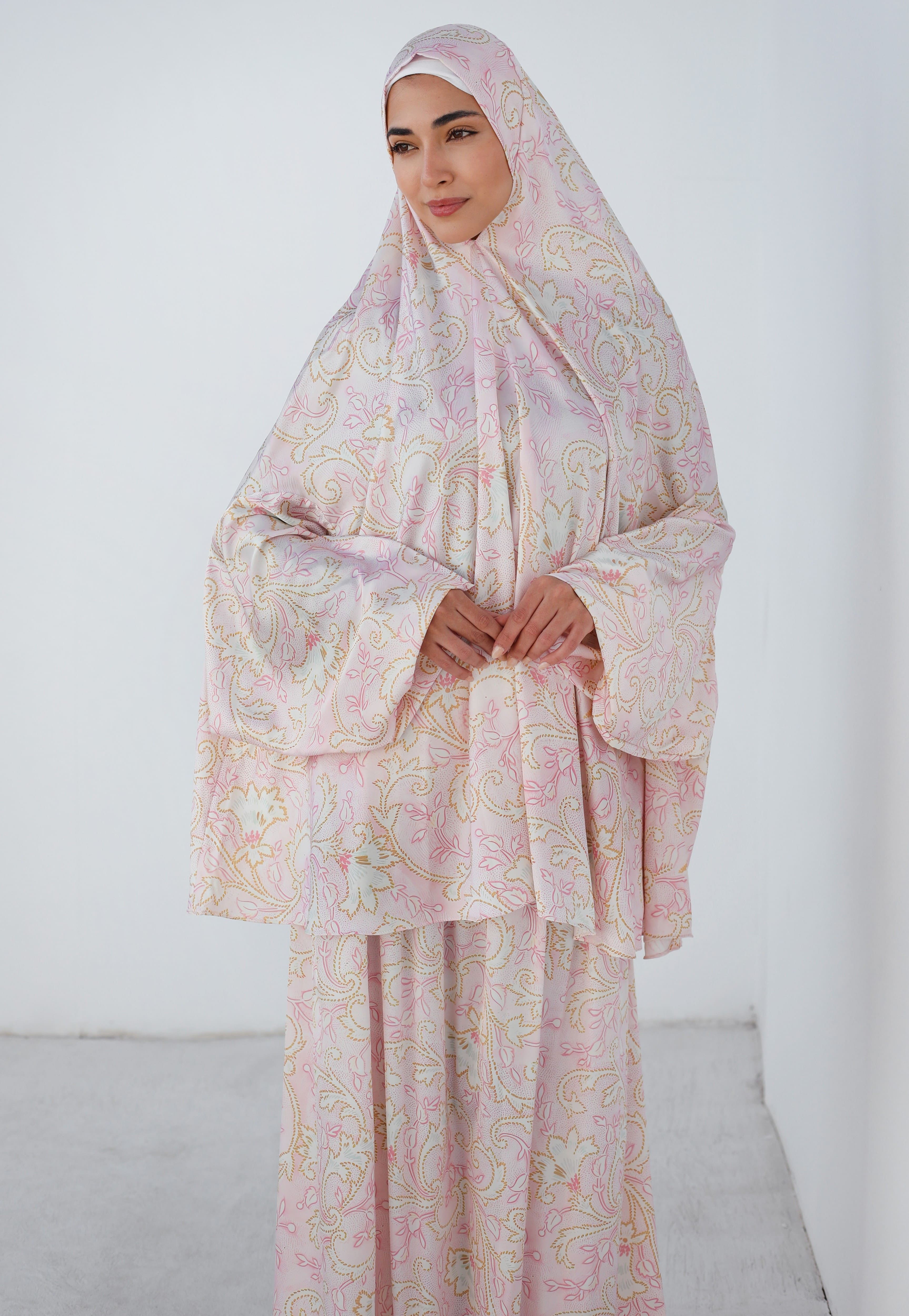 Pink Petals Prayer Set