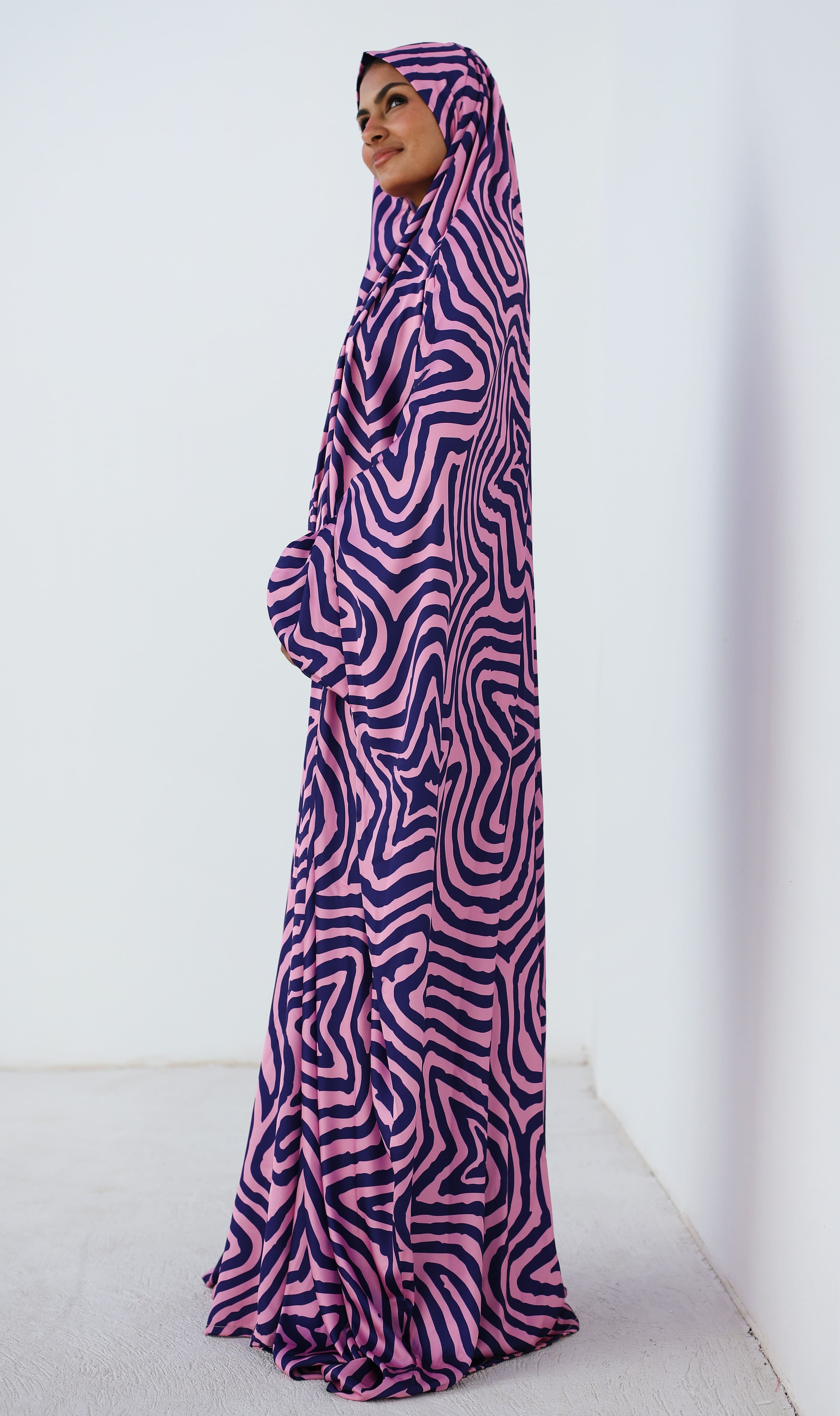 Starlight Ripple Khimar