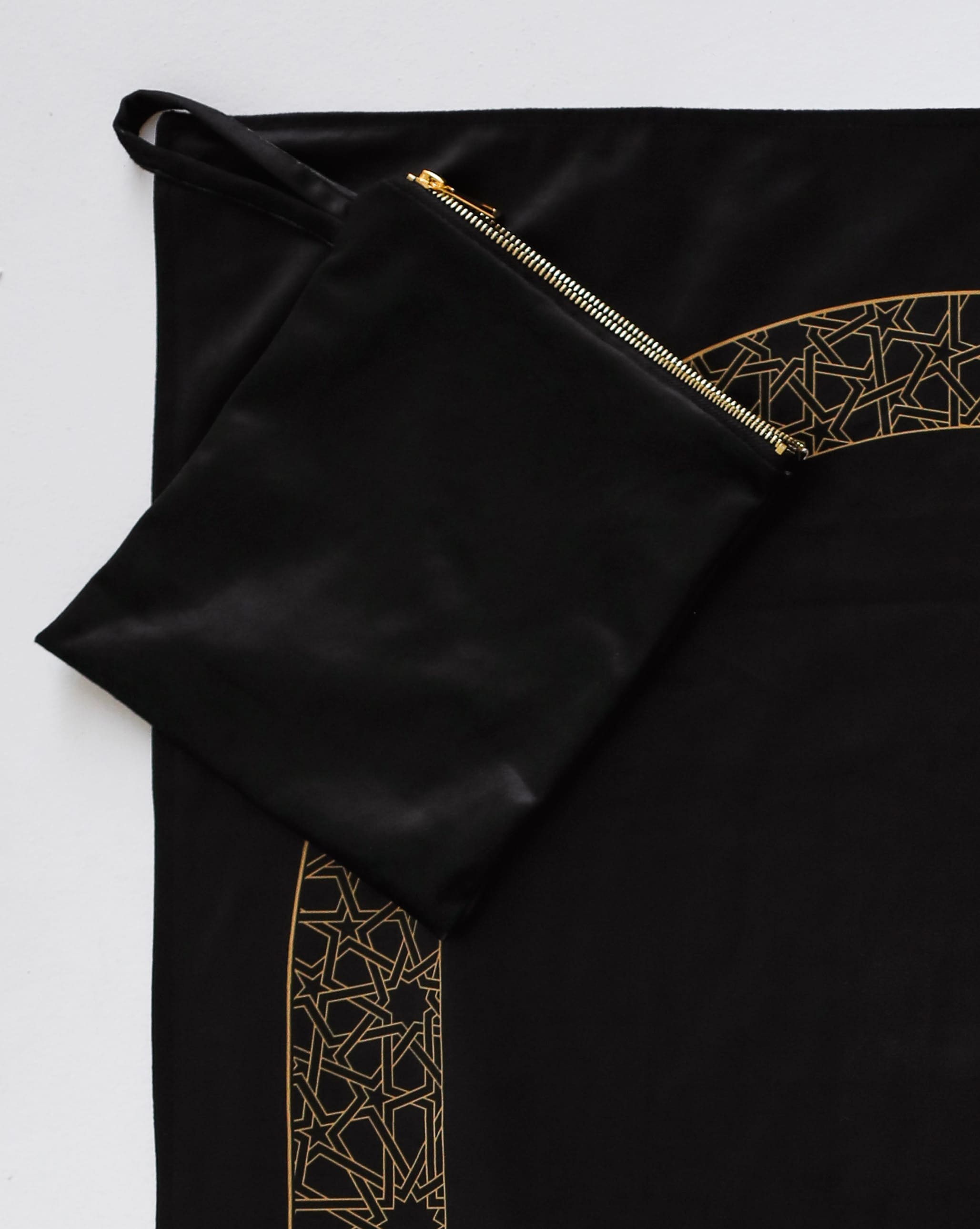 Plain Black Portable Rug