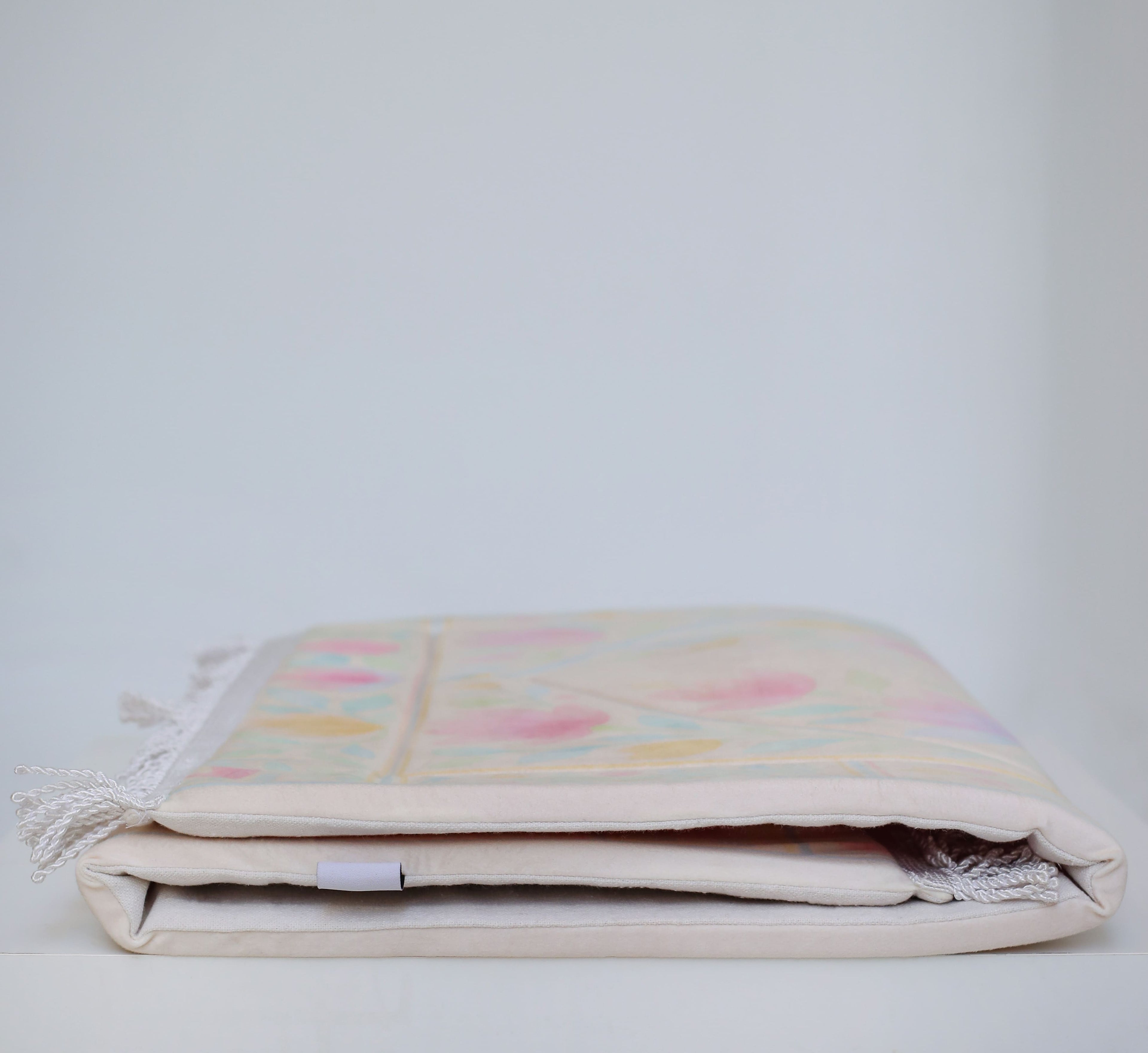 Pastel Fiora Padded Rug