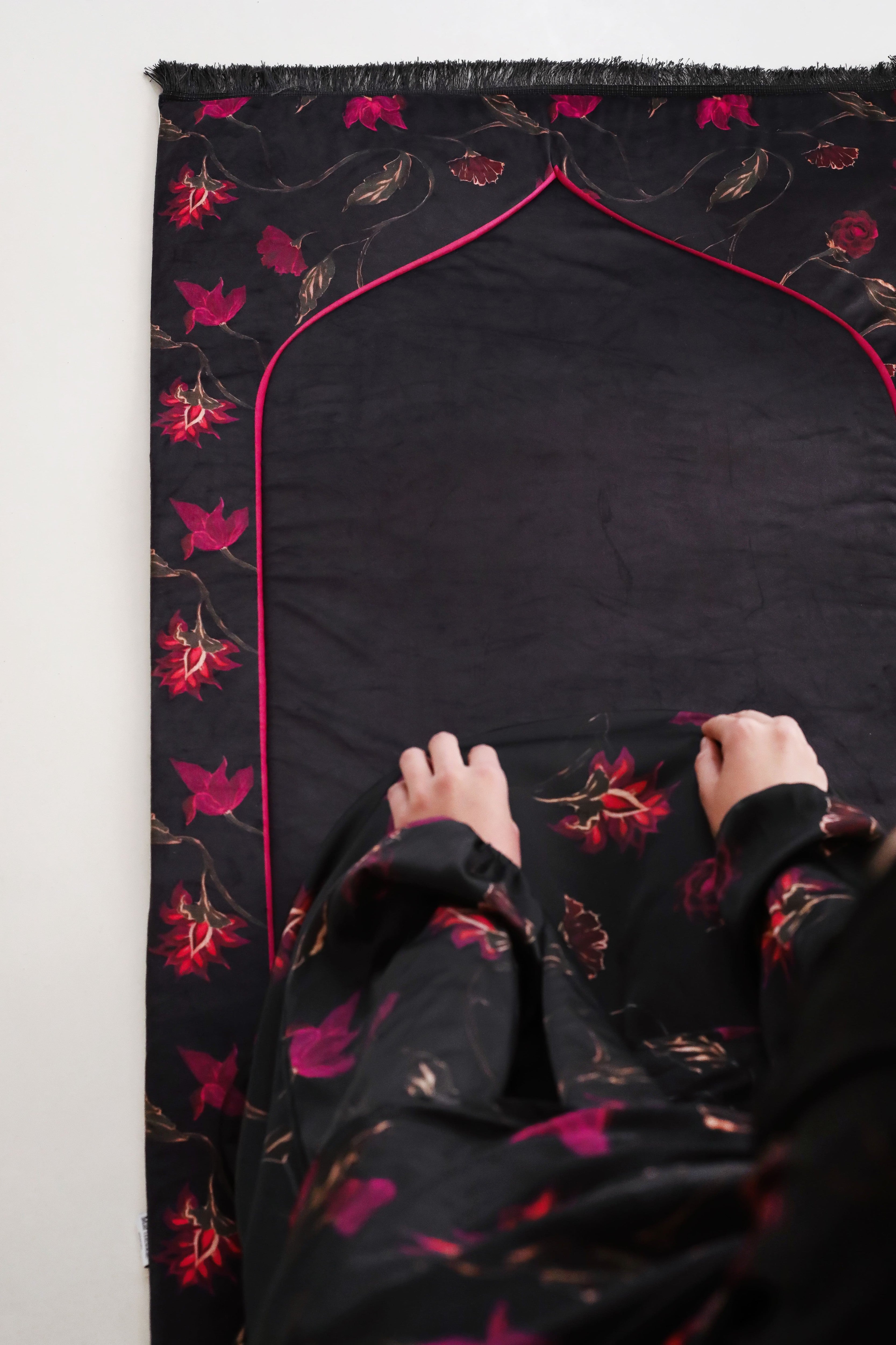 Midnight Roses matching Set