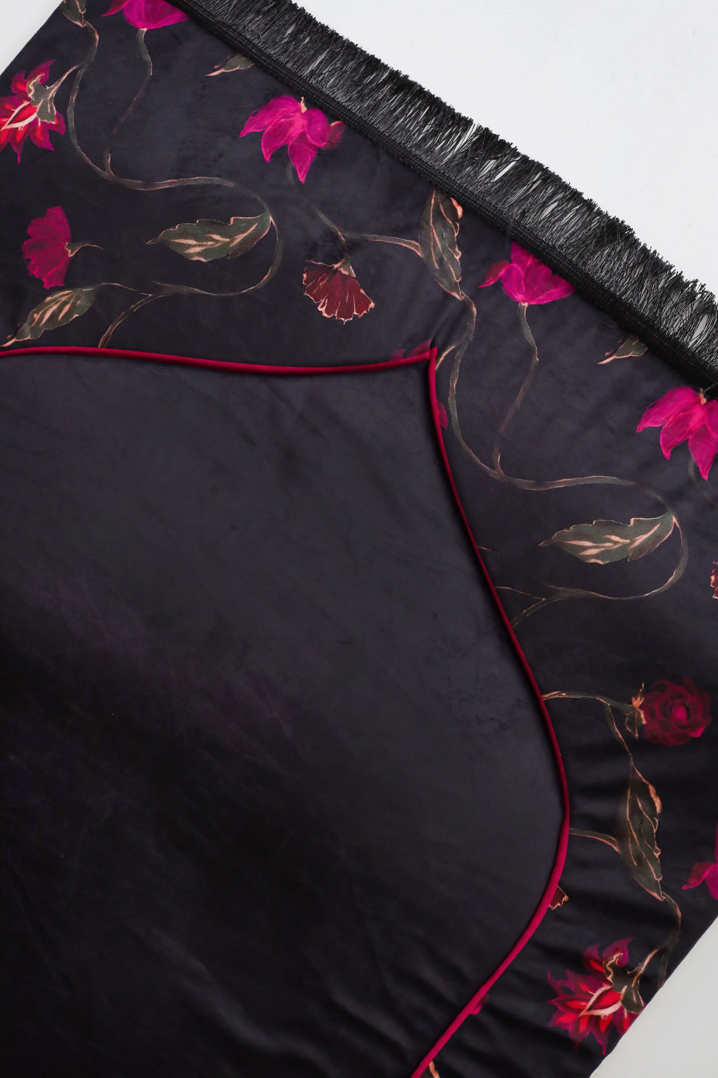 Midnight Roses Padded Rug