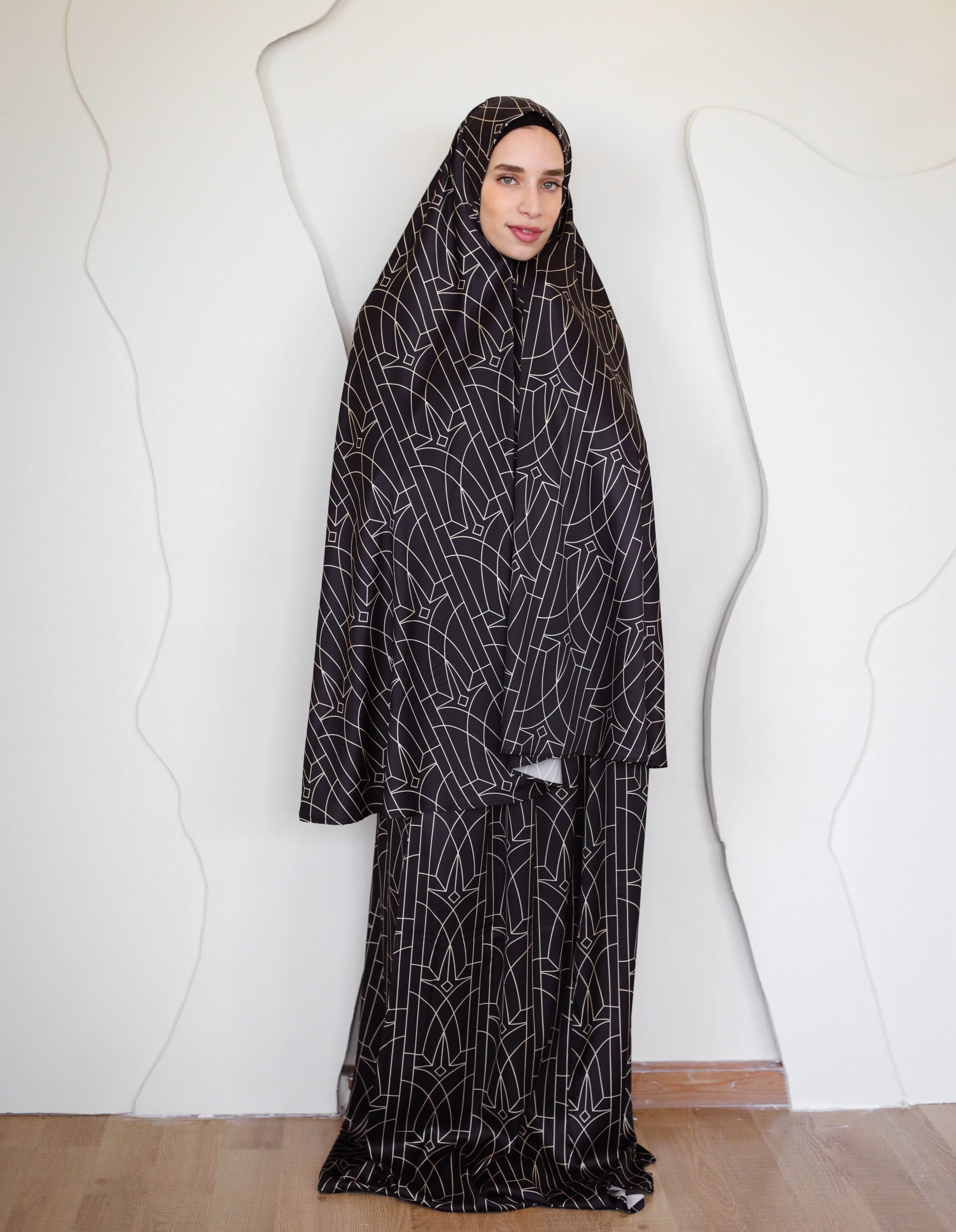 Obsidian Gold Prayer Set