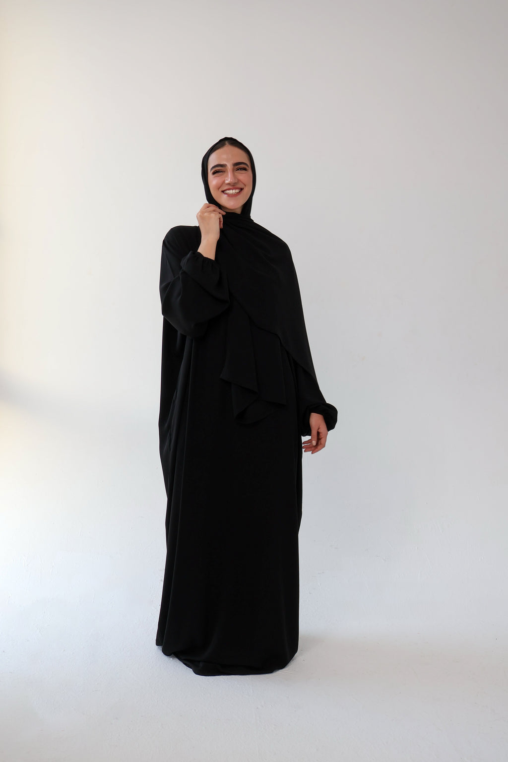 The Prayer Abaya - Plain Black