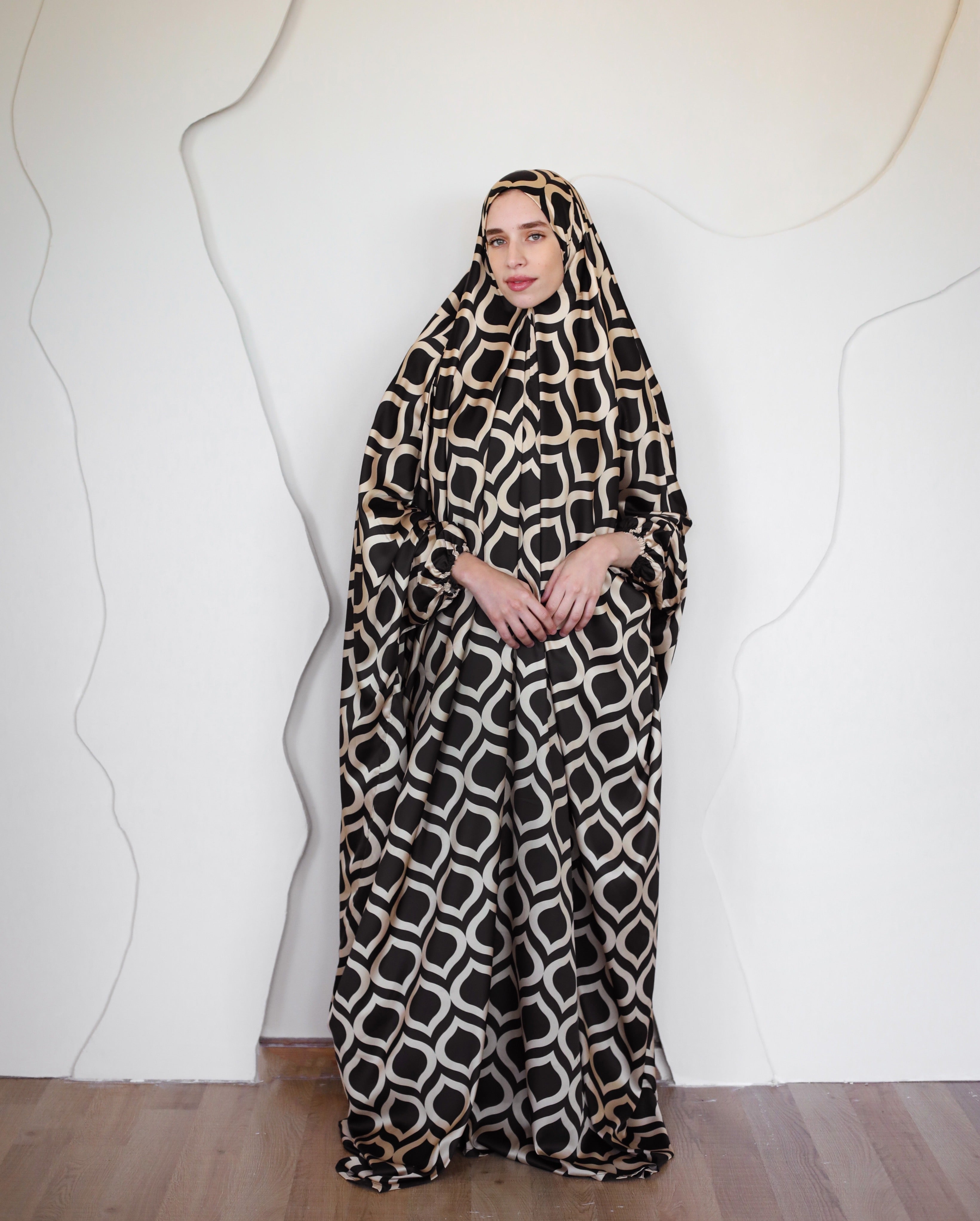 Gold Halo Slip On Khimar