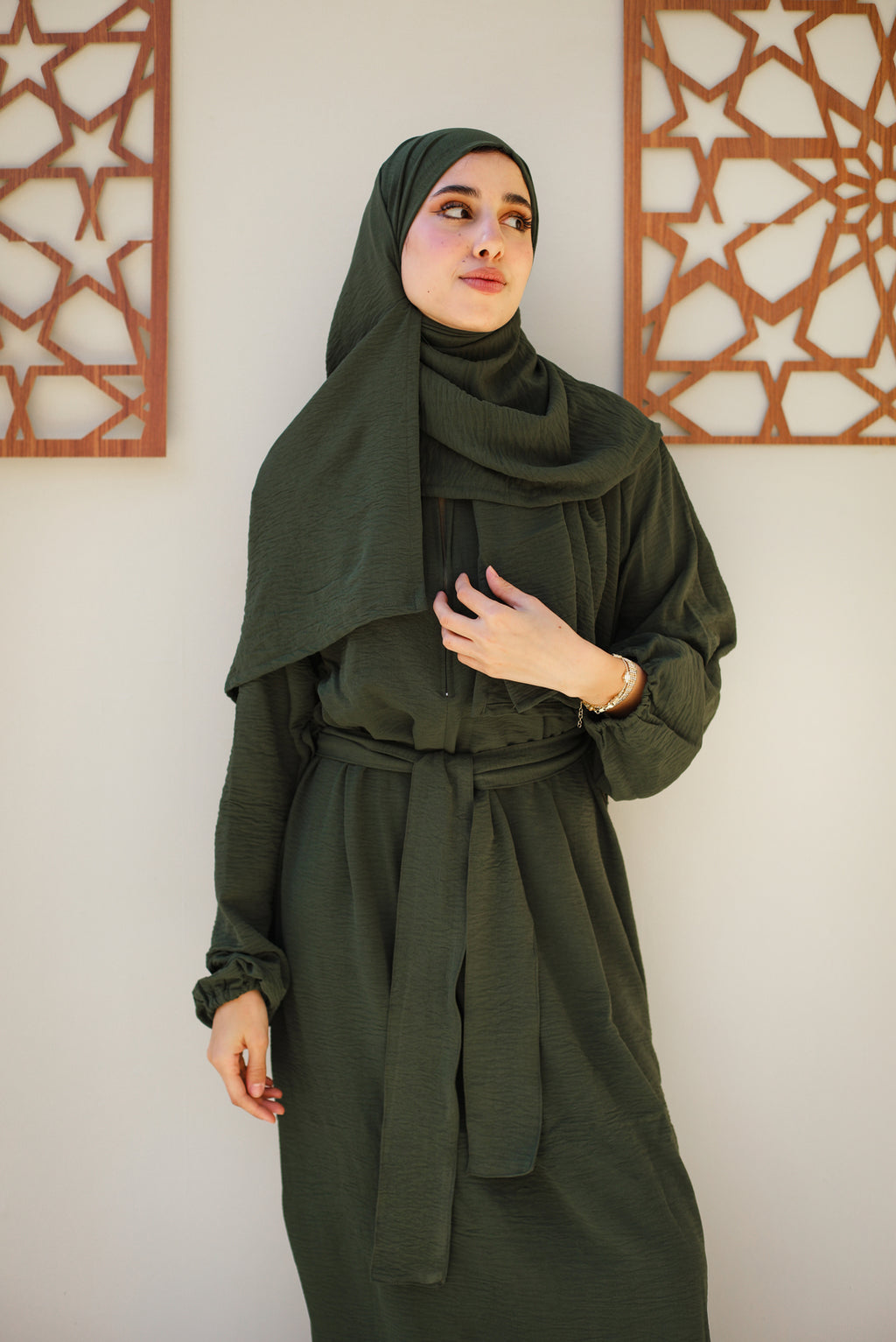 Arabian Grace in Olive Green