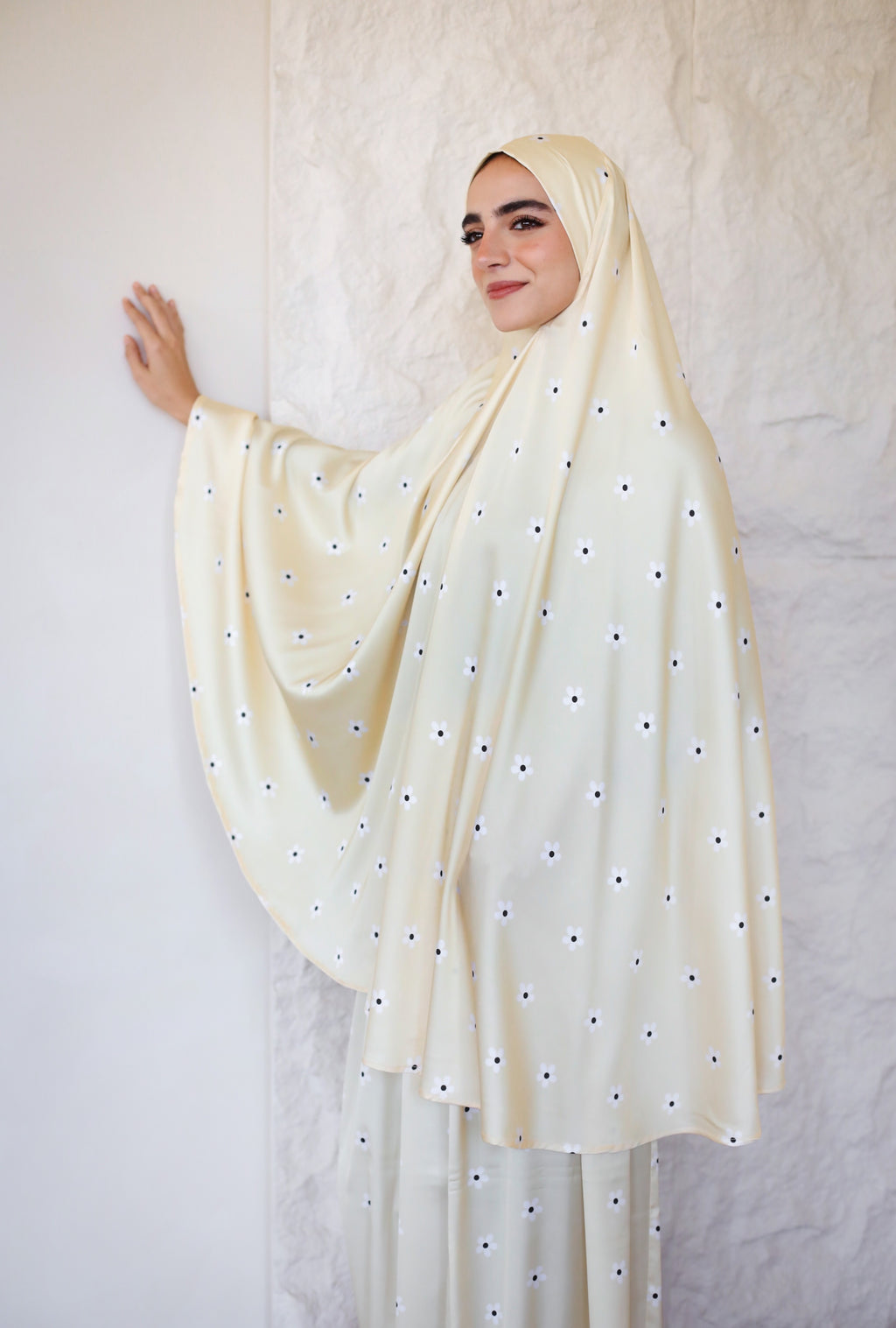 Yellow Daisy Prayer Set