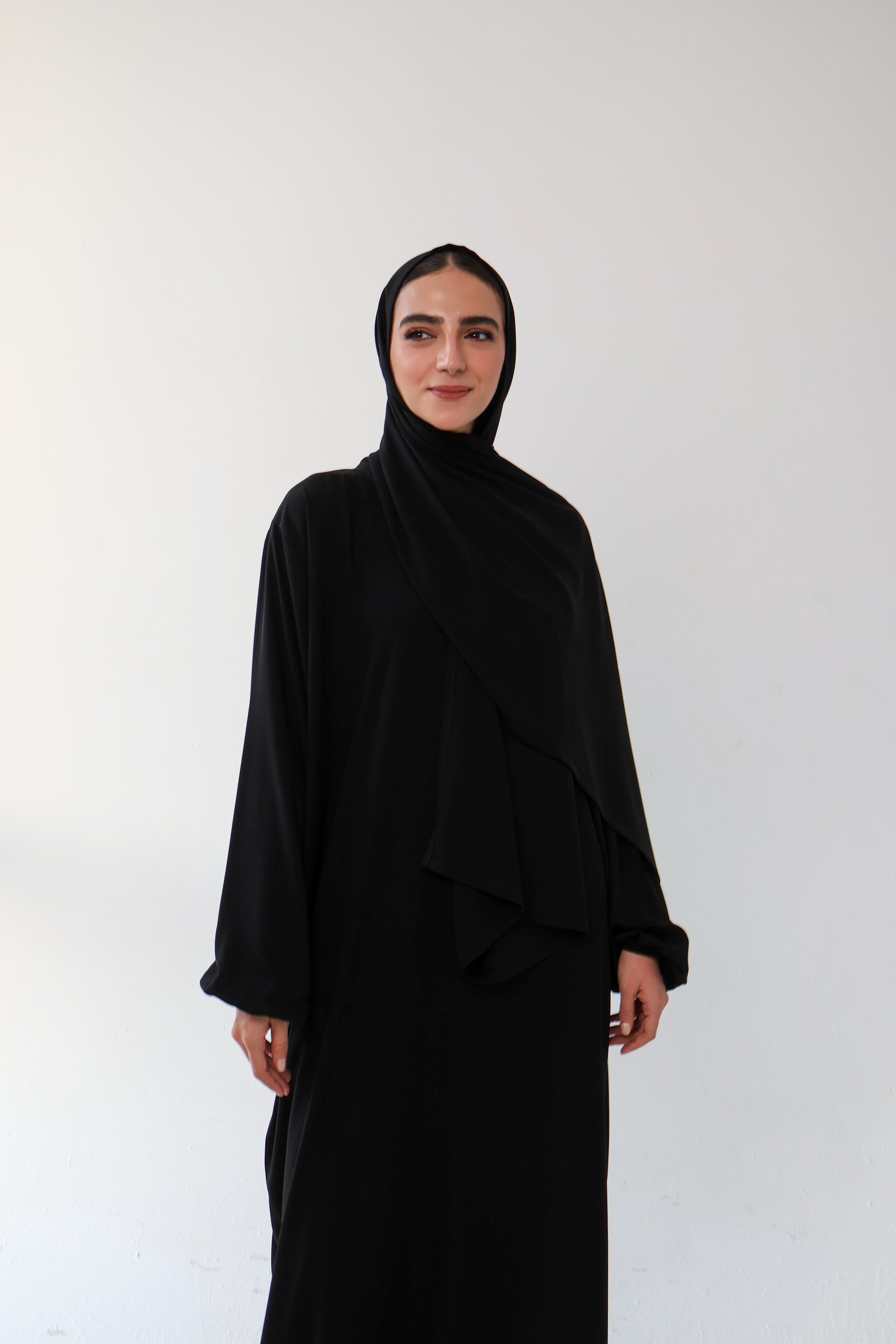 The Prayer Abaya - Plain Black