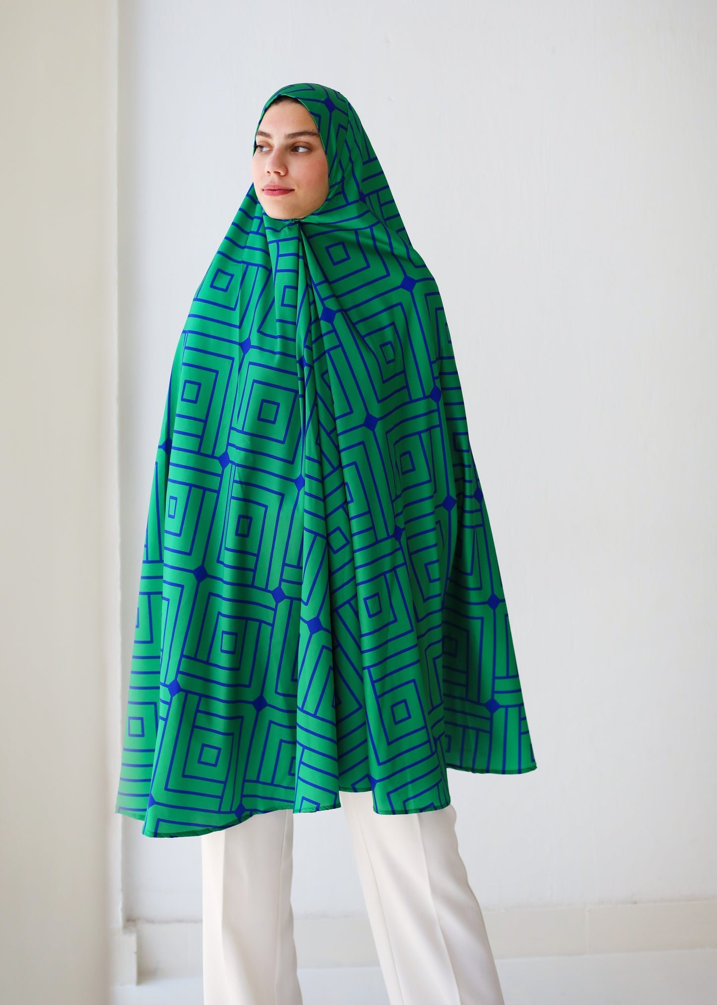 Blue Emerald Midi Khimar