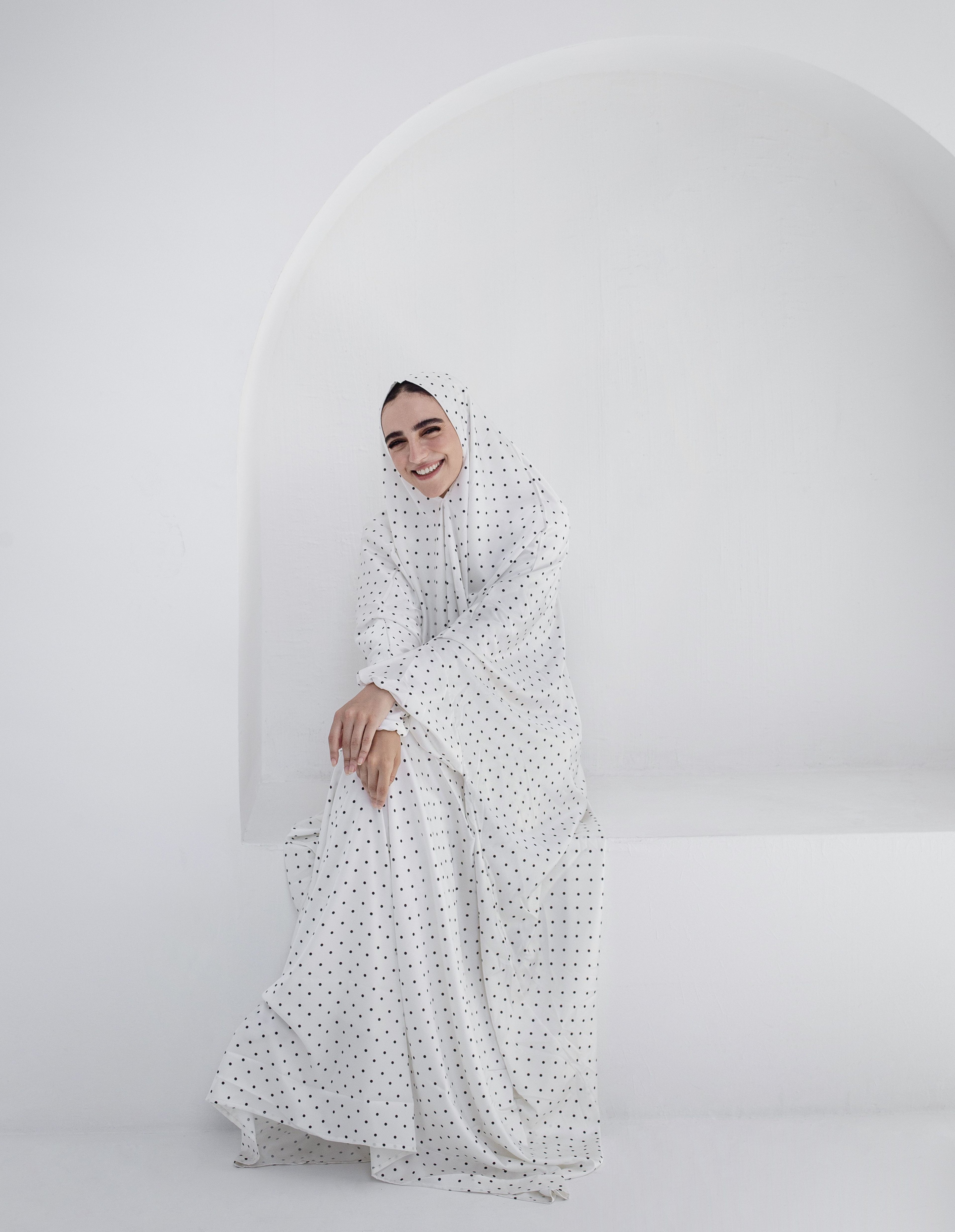 Classic Polka - Slip on Khimar