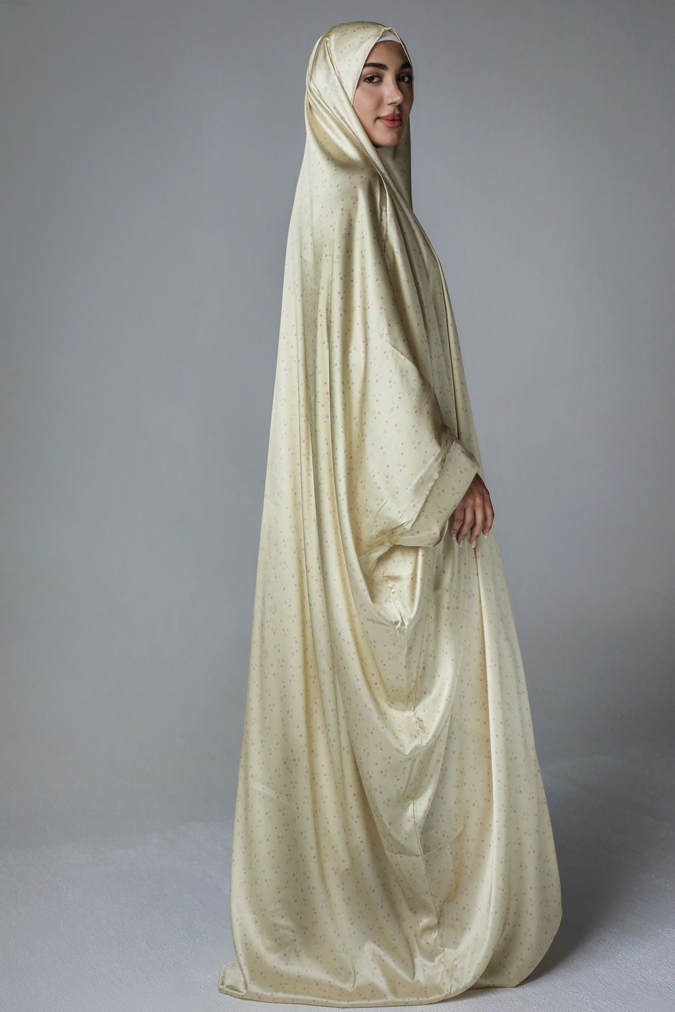 Butter Yellow Glaze - Slip on Khimar