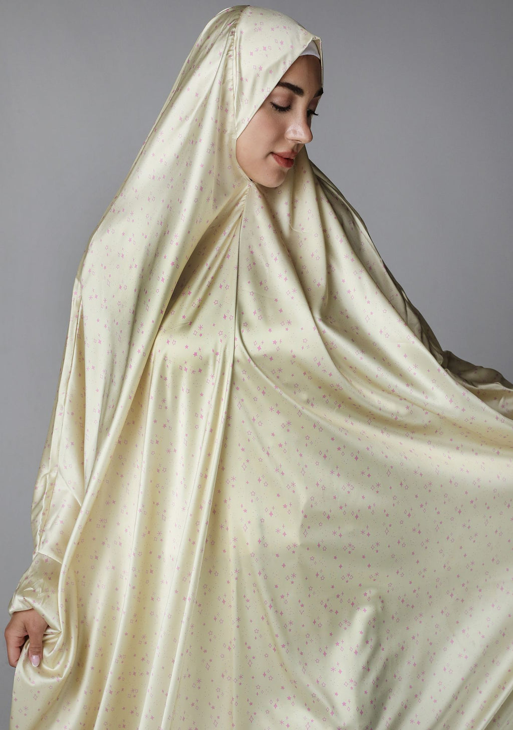 Butter Yellow Glaze - Slip on Khimar